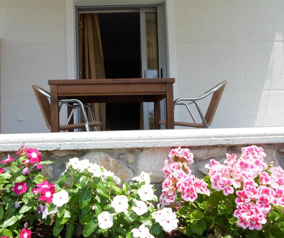 Riviera Rooms Himare Cameră foto