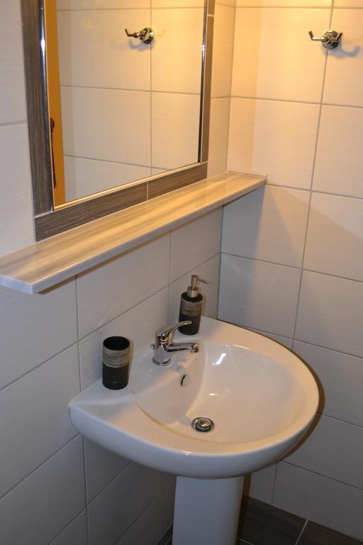 Riviera Rooms Himare Cameră foto