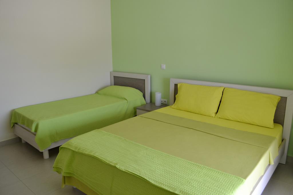 Riviera Rooms Himare Cameră foto