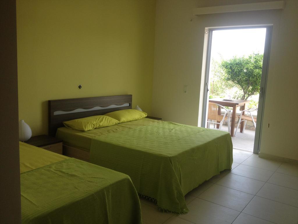 Riviera Rooms Himare Cameră foto